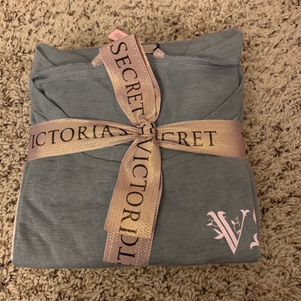 VICTORIAS SECRET PJ SET, gray and pink